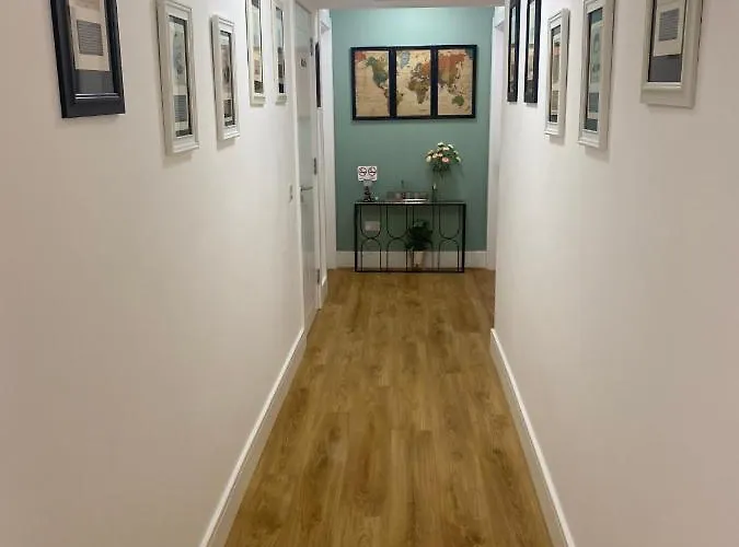 Racecourse View بيت ضيافة ليستول